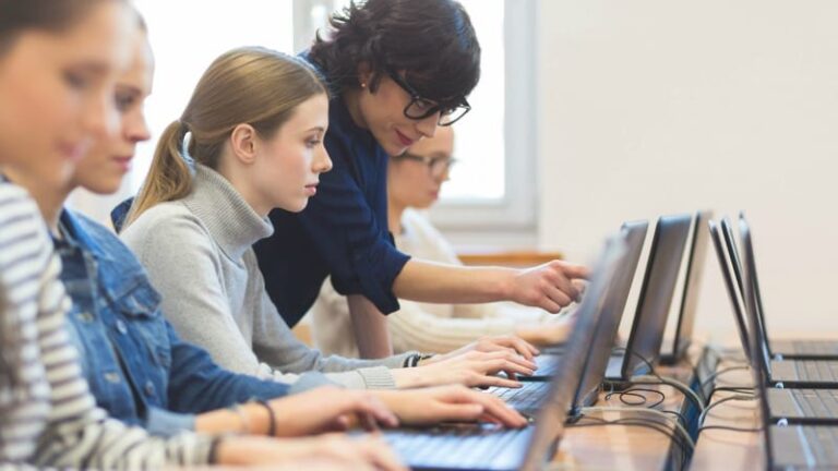 Useful Chrome Extensions Every Moodle Student Should Know About